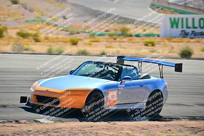 media/Oct-18-2025-Extreme Speed (Sat) [[d6d7e1fef1]]/Group 1 Red/Session 2 (Turn 3)/